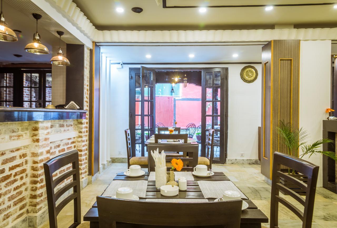 Harati Manor Inn Katmandou Extérieur photo